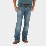 Wrangler Men's Retro Relaxed Boot Cut Jeans